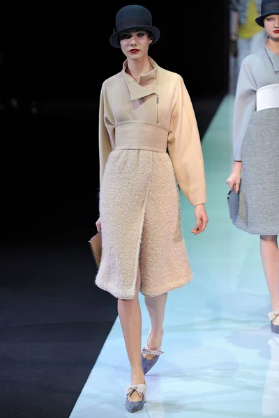 Look 11
